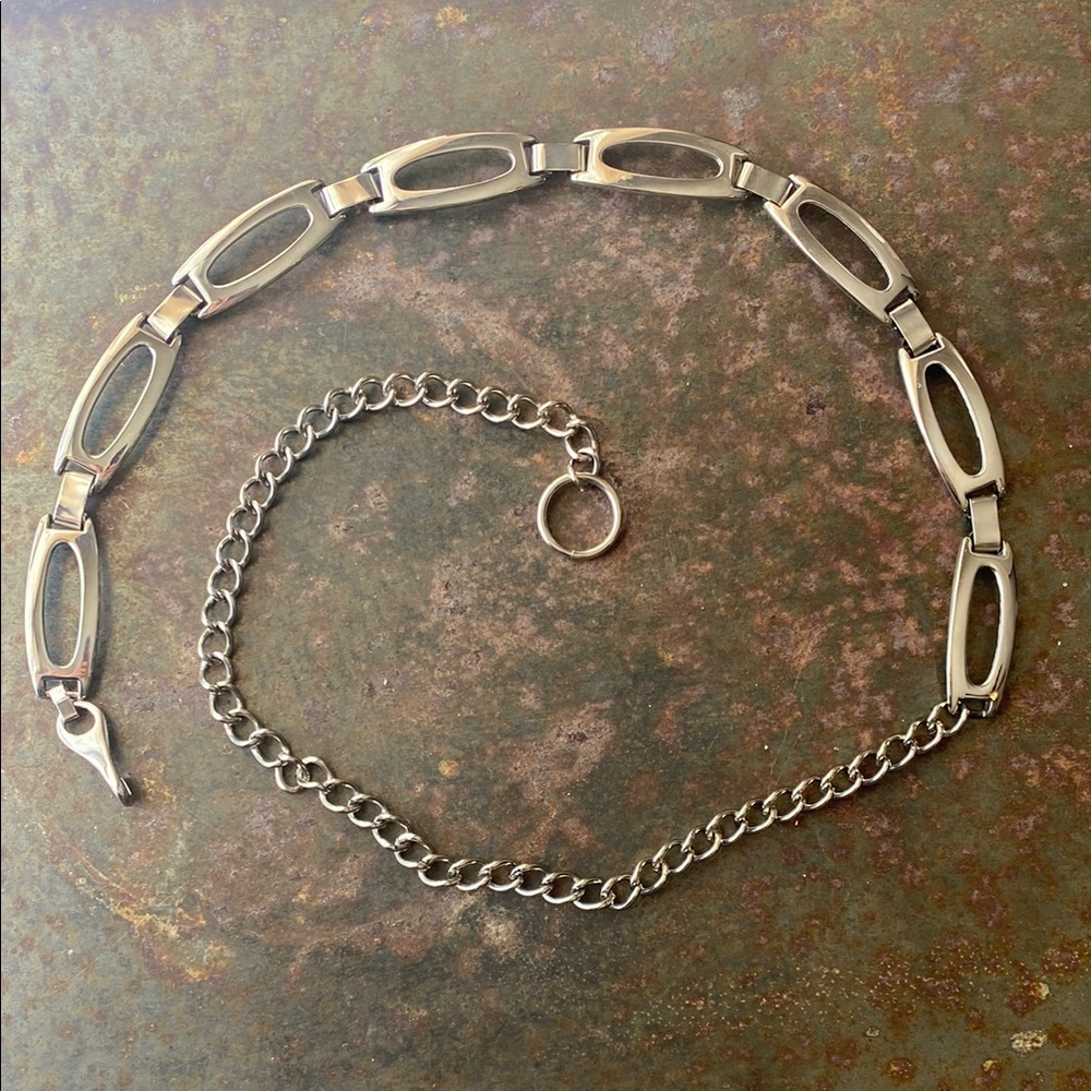 Silver Chain Link Ladies Belt with Hook Clasp